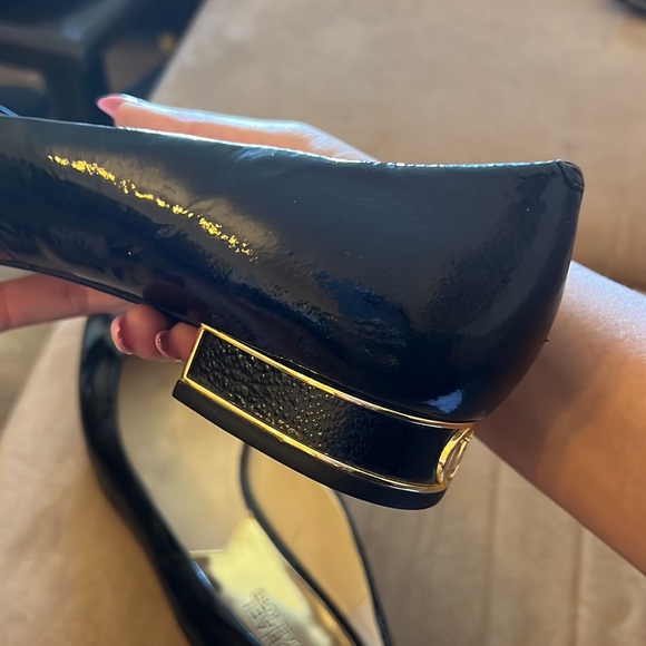 Micheal kors shoes - Picture 4 of 4